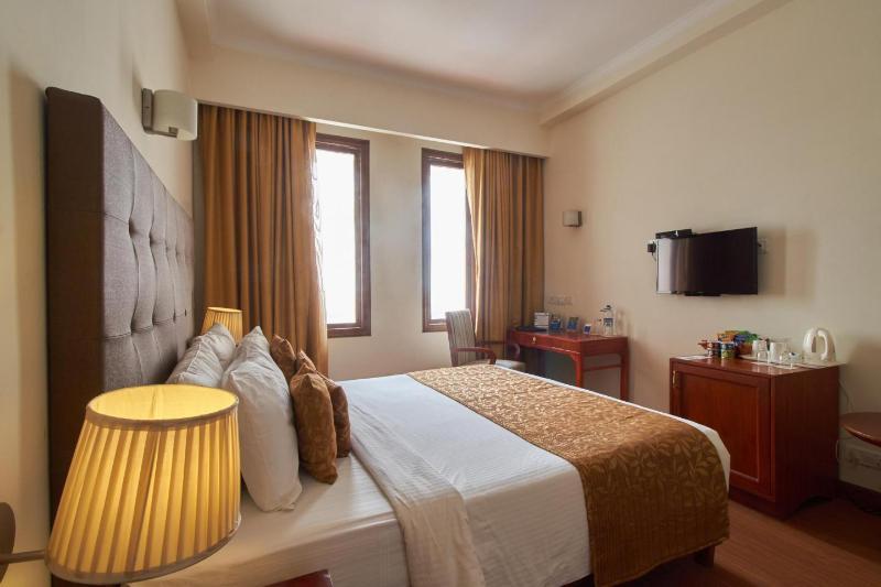 Royal Sarovar Portico Siliguri Exteriör bild